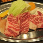 立喰焼肉てんろく - カルビ