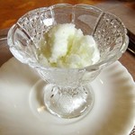 プティレストラン グーテ - スダチのシャーベット