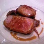 ユニッソン デ クール - ビゴール豚 アンディーブのブレゼ  サンジュオルジュ茸とピエブルー