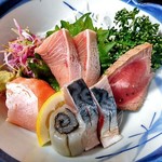 よし半 - 「刺身定食」のメイン