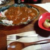 キッサコ クラ  - 料理写真:六穀米カレーセット(950円) カレー&小鉢