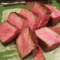 にくの匠 三芳 - ⑨ 東良牧場のロースの炭火焼きステーキ