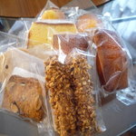 スイーツガーデン ユウジアジキ - たくさんの焼き菓子たち♪その①（2011/5）