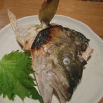 鮨 しょう菜 - シマアジ兜塩焼
