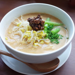 ベジ ハウス - 担担麺(ランチは700円)