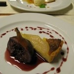 TRATTORIA Ca del TOMO - 洋なしのタルトといちじくの赤ワイン煮パンナコッタとサバイオーネのセミフレッド
