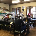 阿蘇　丸福 - 入口から見た店内