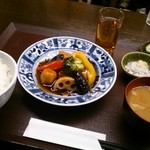 酒蔵レストラン宝 - 野菜と豚の黒酢餡