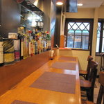 レストラン セビアン - 広くてゆったりカウンター席