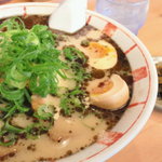 博多麺王 八代店 - 博多麺王　特製ラーメン（黒）