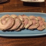 呑み喰い処 一久 - 【’18.1】おすそ分けで貰った鶏ハムもしっかり撮影。