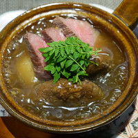 寛幸 - 飛騨牛ヒウチ、椎茸、里芋の小鍋