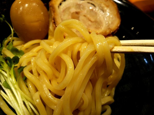 ゴル麺 野毛店>