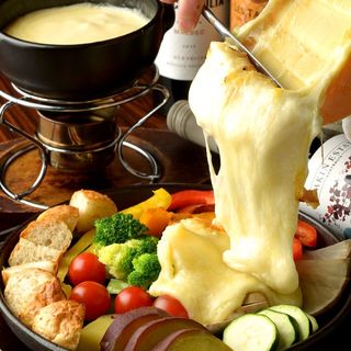 ミツバチ Mitsubachi 国際センター ダイニングバー ネット予約可 食べログ