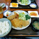 Tonkatsu Tamaki - 盛り合せ定食