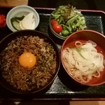 黒豚しゃぶしゃぶ 島津 - 高菜入り黒豚そぼろ丼