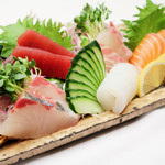 Assorted seasonal sashimi from 1,780 yen