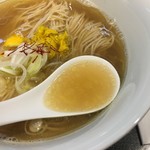 Japanese Soba Noodles 蔦 - 奥行き＆立体感あるスープ