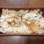 旬菜 おぐら家 - ズワイガニと生姜の炊き込みごはん