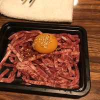 一頭買焼肉 玄 浅草本店 - ユッケ