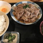 Shokusaiya Aoto - 肉豆腐定食