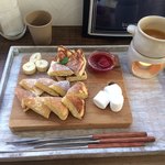 クルミ - とろーりフォンデュと大山豆腐パンケーキ