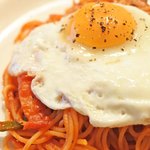 Cafe Uzumaki - 昔ながらの喫茶店のナポリタンだね～目玉焼きがのってるのがうれしい～しっかり味がついていて美味しいです。 