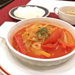 Resutoran Ando Ba- Rakonto - 日替わりランチAの白身魚と野菜の煮込み（トマト煮込み）とライス