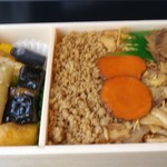 ＮＥＷＤＡＹＳ - 比内地鶏のいいとこどり弁当　1000円