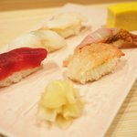 赤坂 すし 秀 - ミニ丼+握り5貫 1080円 の握り5貫