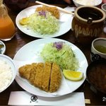 丸五 - 2011/5/29(日)16時45分〜訪問撮影 ロース定食1750円、ヘレ定食2000円(^o^)v