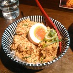 らーめん 鶏喰 - 味玉  on the  そぼろご飯