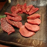 蕃 YORONIKU - 