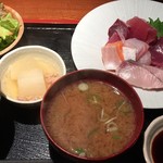 めしの助 - 刺身定食