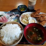 丸魚食堂 - かきフライ定食