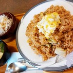 喫茶 俺ん家゛ - キムチチャーハン　800円+大盛り　2018/01