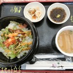 きじむなぁ食堂 - タコライスセット(1000円)はタコライスにもずく酢、小鉢は蓮根、スープ付☆彡
タコライスはナカナカ！タコライスがエスニックじゃなくて沖縄料理だと知った時はビックリしたけど大好き(^^♪