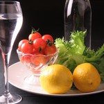 馬刺しと焼き鳥 グルマン三年坂 - 