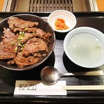 焼肉家 KAZU 神楽坂 - THE!サガリ丼