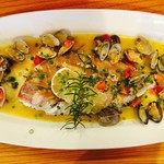 くつろぎイタリアン sonoda - 料理写真:鯛のアクアパッツァ（その日によって魚は変わります）
