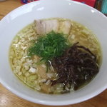 ひかり食堂 - 塩そばです。こちらはあっさりとしたものです。