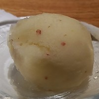 焼肉 しんうち 神楽坂 - リンゴのシャーベット　リンゴの果実も入ってて絶妙なソルベでした