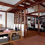 焼肉処いっとう - テーブル席