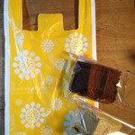 シフォンケーキの店 シュガー・ママ - 2017年12月：２つ購入して430円でした