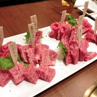 みやび 六本木店 - A5黒毛和牛稀少部位9種類盛り合わせ 4100円