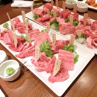 みやび 六本木店 - A5黒毛和牛稀少部位12種類盛り合わせ 4700円