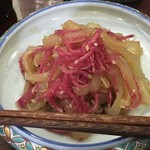 China Table 花木蘭 - 特上クラゲと紅心大根の和えもの