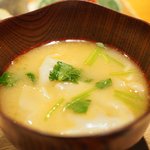 立場割烹 SSAW - 季節のぜいたく御膳 1000円 の鯛ワンタンのあら汁仕立て