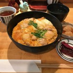 鳥ふじ - 親子丼950円也。