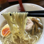 麺屋 一八 - 病みつき中華そば大盛